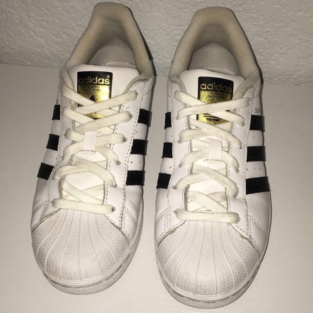 Adidas superstar